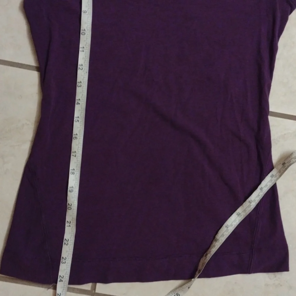 Lululemon Let Be Short Sleeve Tee in Wee Stripe Tender Violet Black Size 6 - Picture 9 of 9